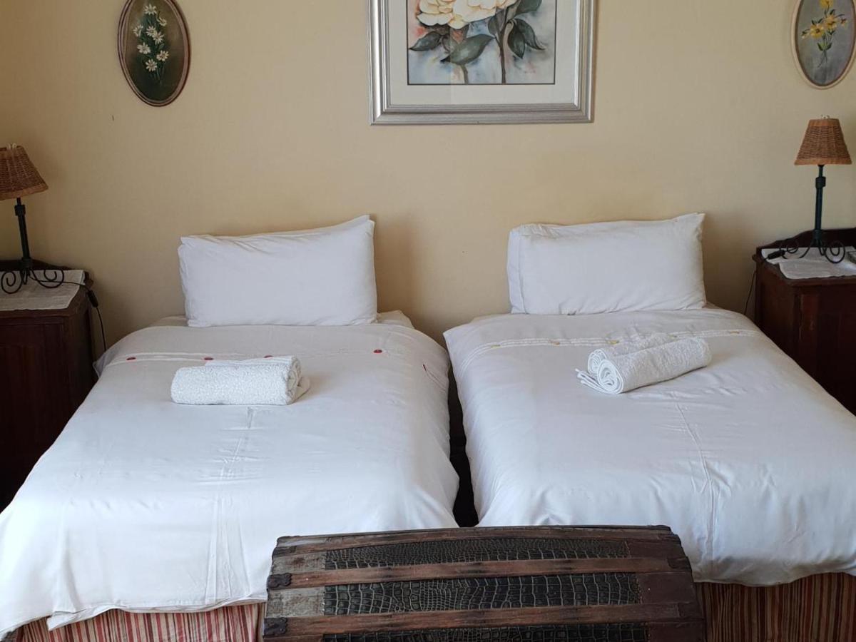 Comfort Twin Room