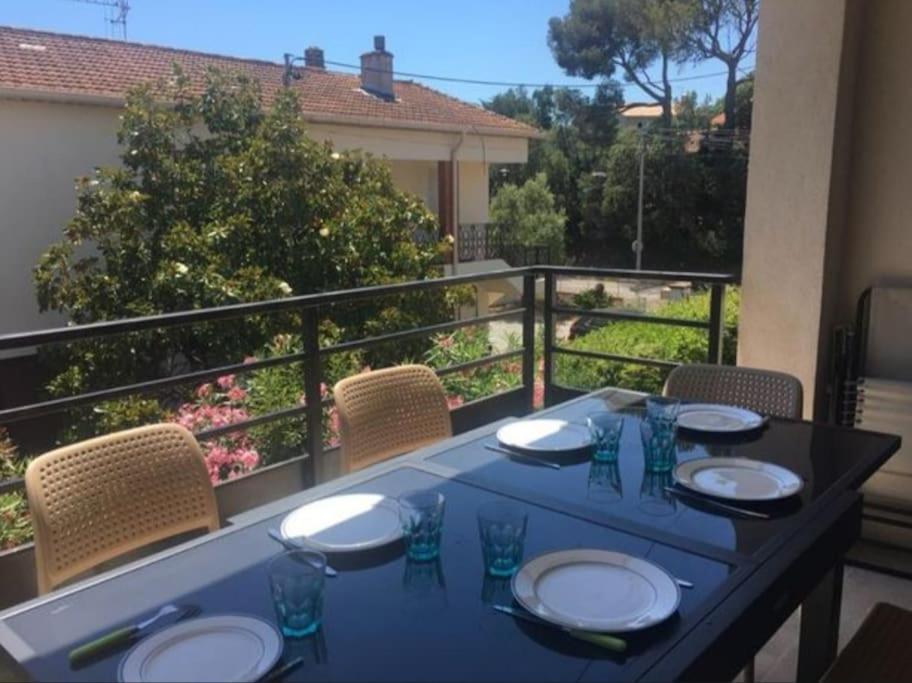 Appart 3 chambres - Mer à pied - B&B Saint-Aygulf