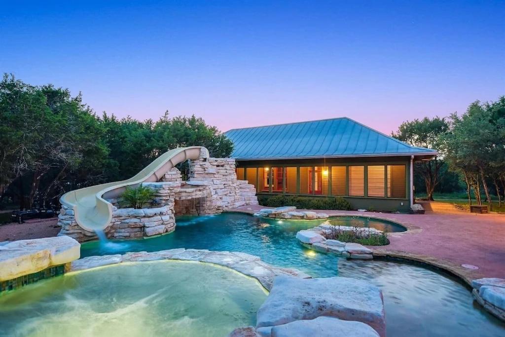 Grit&Grace Ranch - Private Resort Style Pool & Spa - B&B