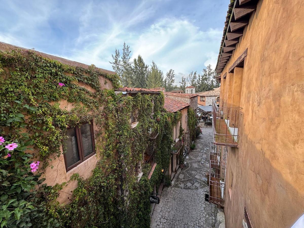 Castello di Carlo - Loft Carlo II - B&B Santa Águeda