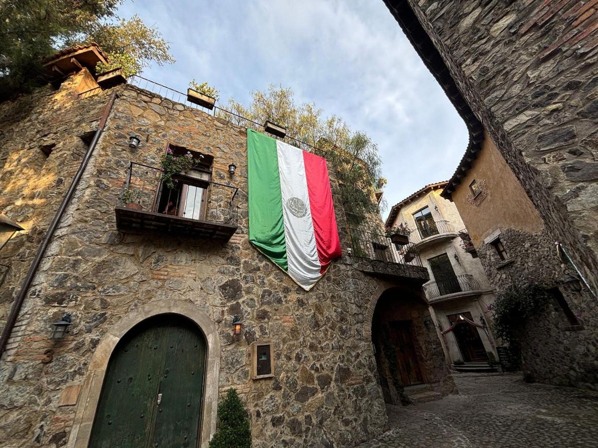 Remus: Tu Refugio con Rooftop en Val'Quirico - B&B Santa Águeda