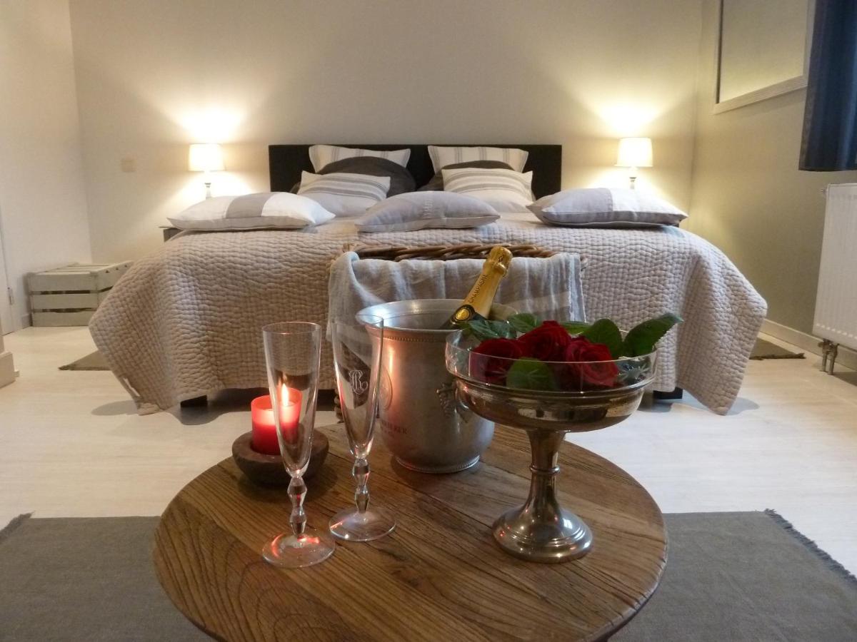Suite (2 Adults, extra cost for children)