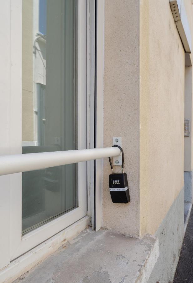 Le Petit Pasteur - Appartement design avec Sauna - B&B