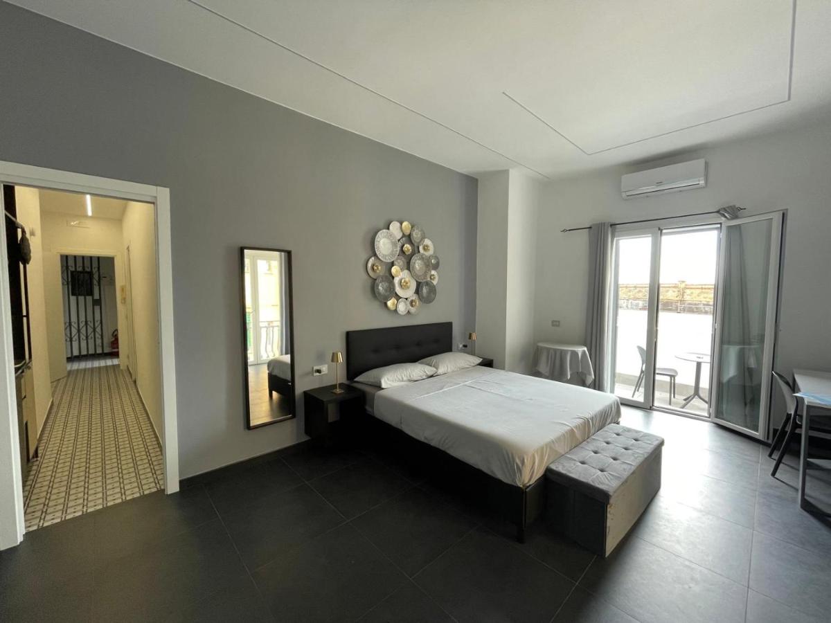 Appartamento con 1 Camera da Letto, Vista Mare e Terrazza