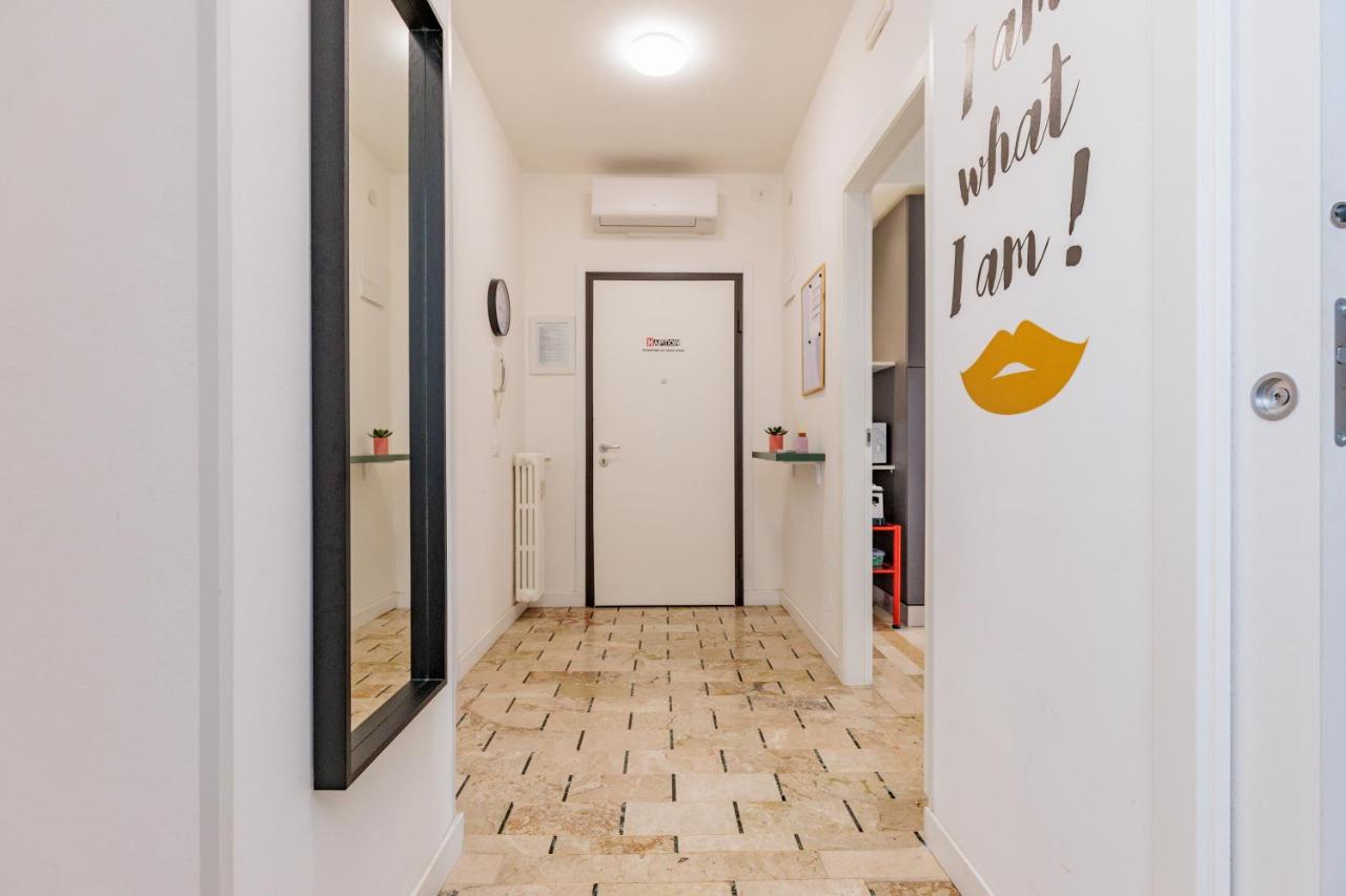FREE PARK Hapton house Trento 19 1 Mestre Easy to Venice - Chambres d'hôtes Mestre