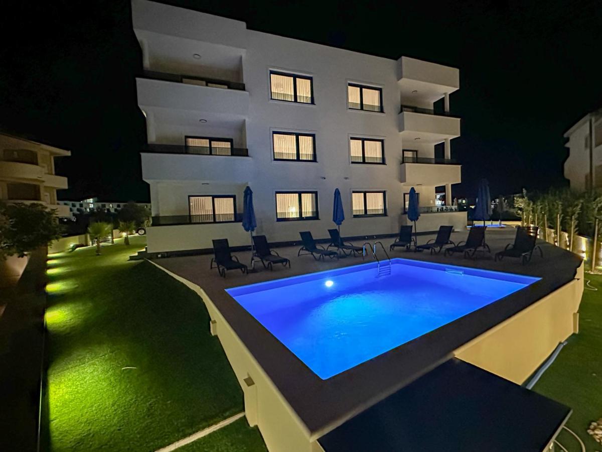 Villa Full Moon Luxury Apartments Novalja - B&B Novalja