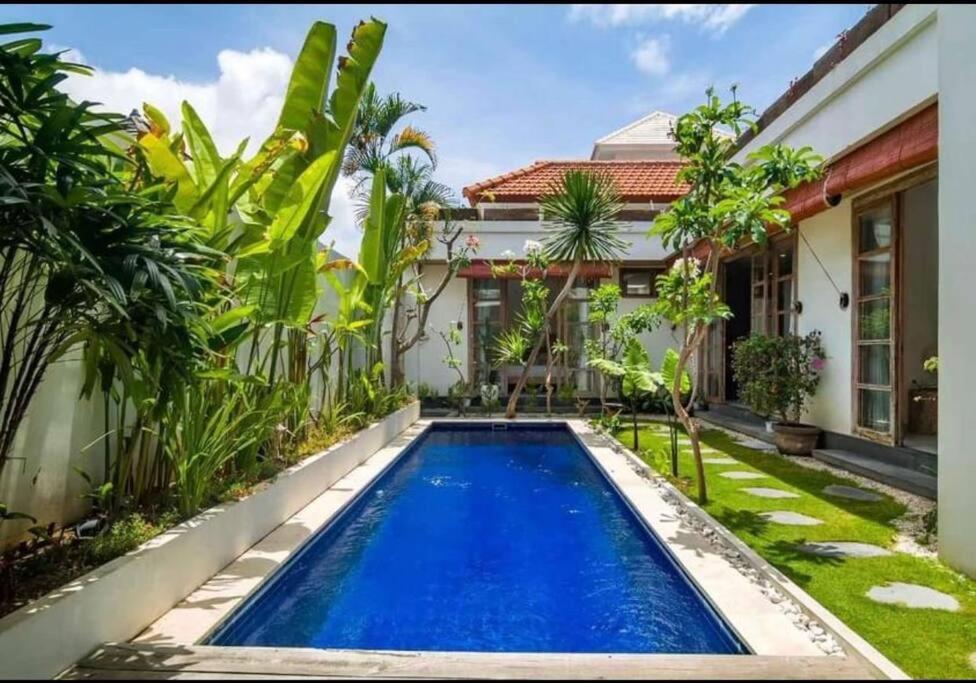 Villa Catta Seminyak - B&B