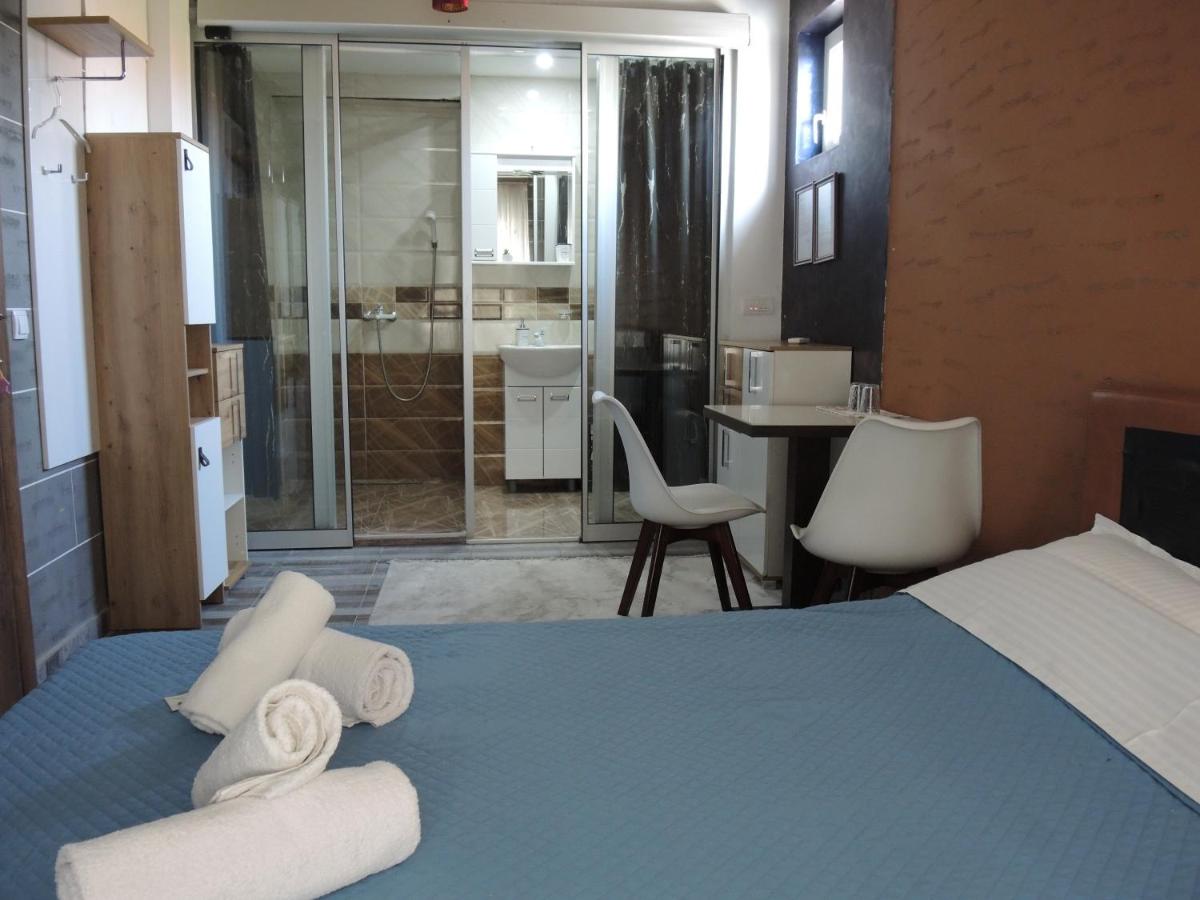 Chambre Double avec Salle de Bains Privative