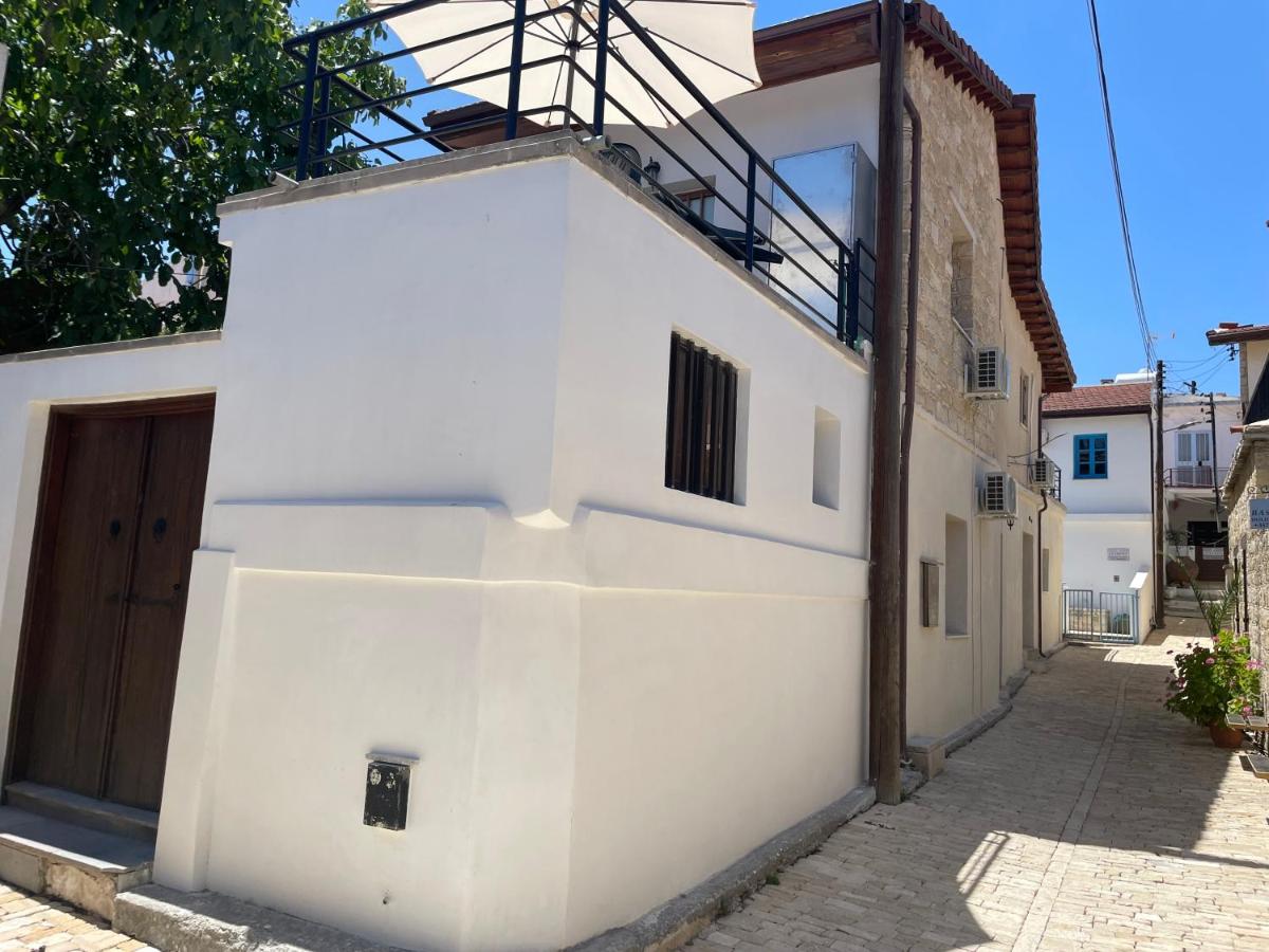 Studio with Courtyard