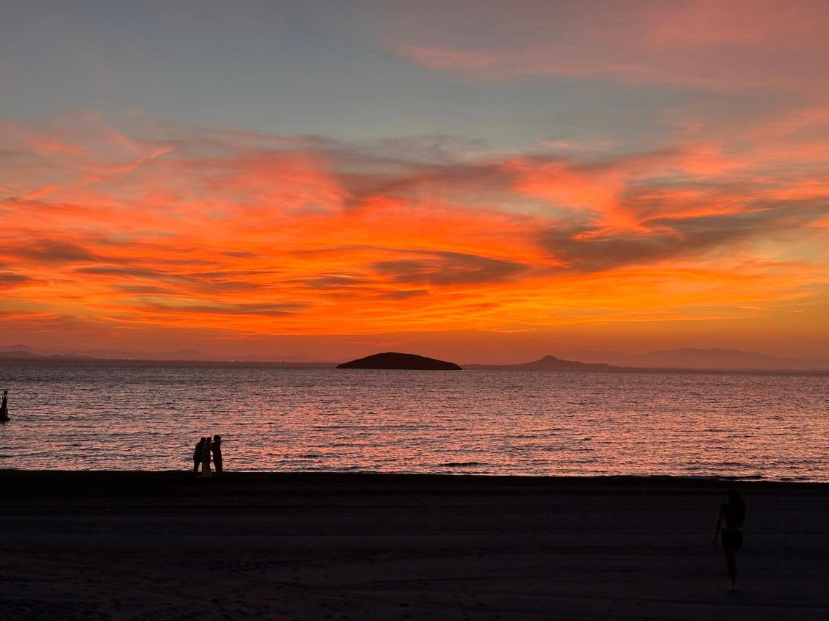 Apartamento en La Manga, Vistas mar, Wifi, AA - Chambres d’hôtes La Manga del Mar Menor