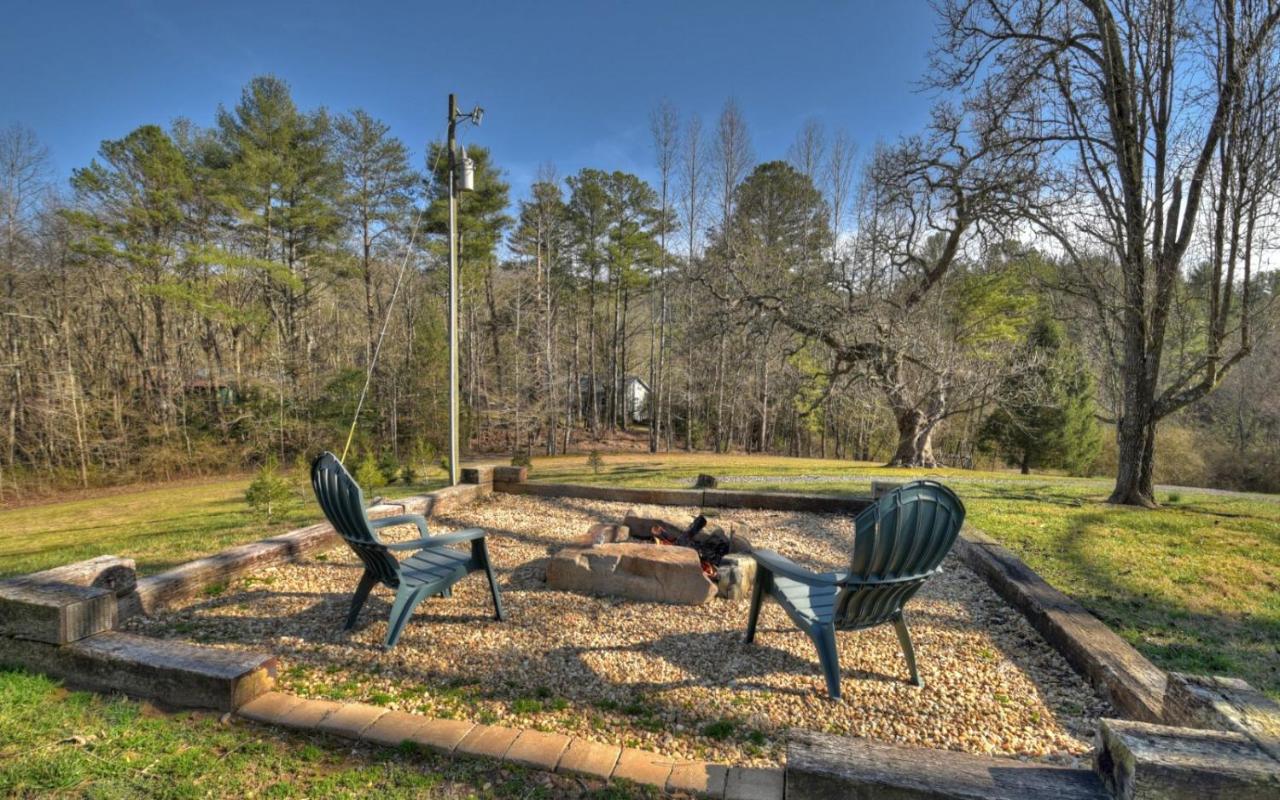 Carters Cozy Cabin - Relax or Roam 13 Acres - Ferienwohnung