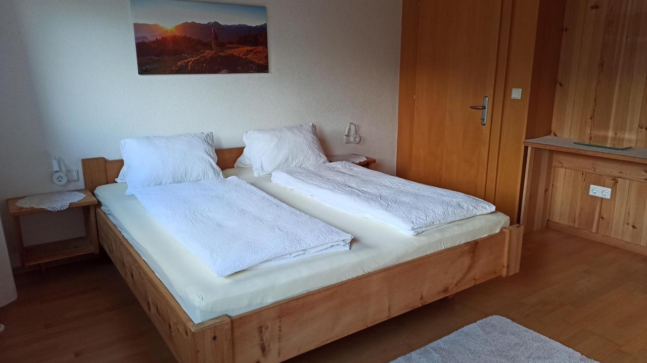 Appartamento con 2 Camere da Letto e con Vista Montagna