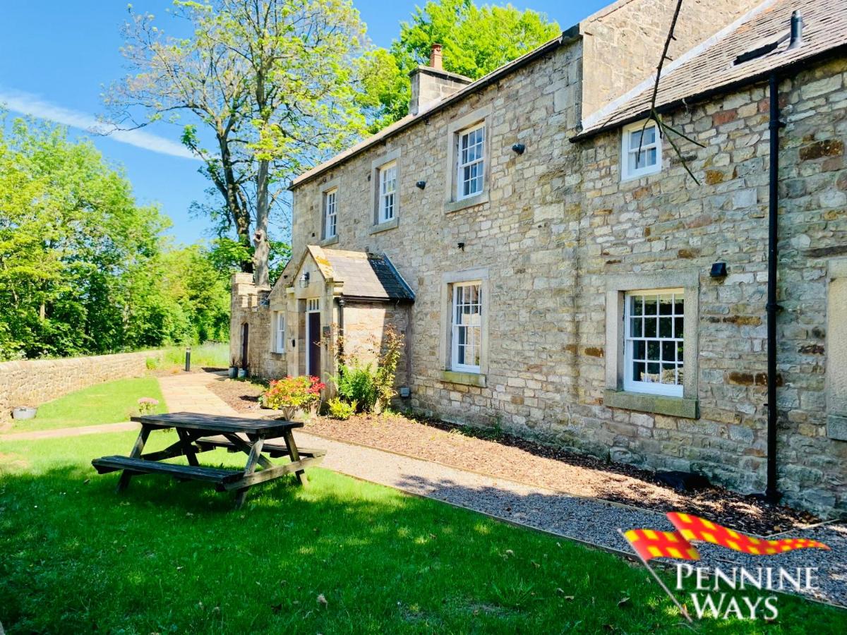Bridge End House - Country House & Private River Bank - Bed and Breakfast