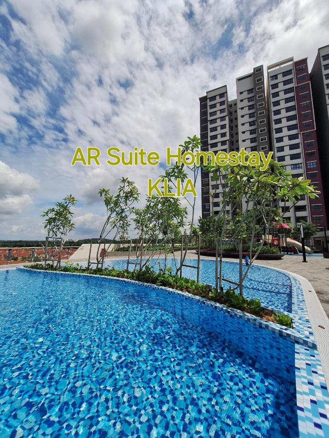 AR Suite Homestay near KLIA Airport - B&B