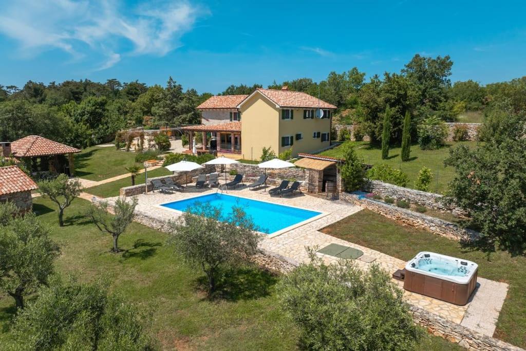 Villa Nina - B&B