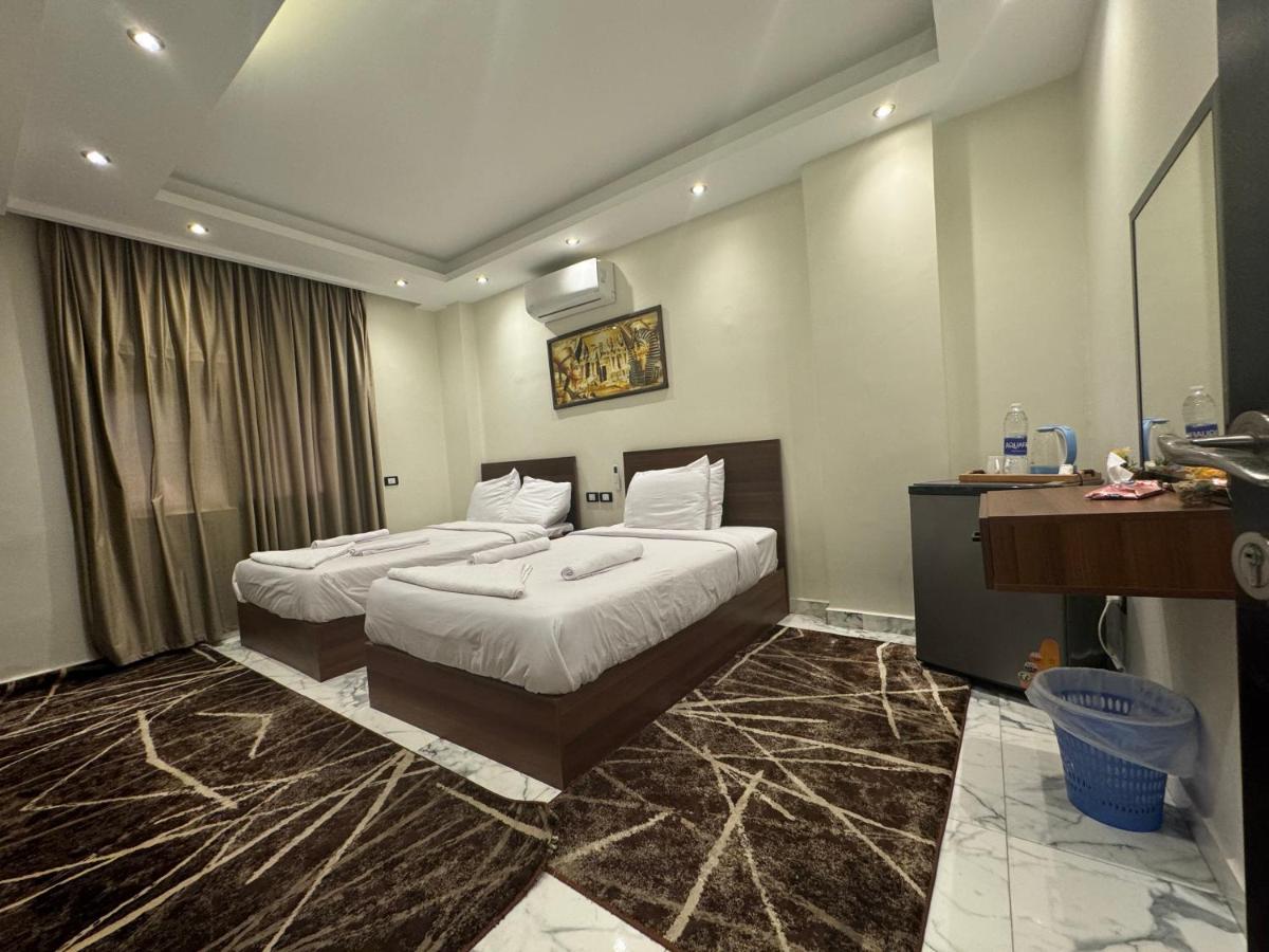 Camera Doppia con Letti Singoli con Vasca 