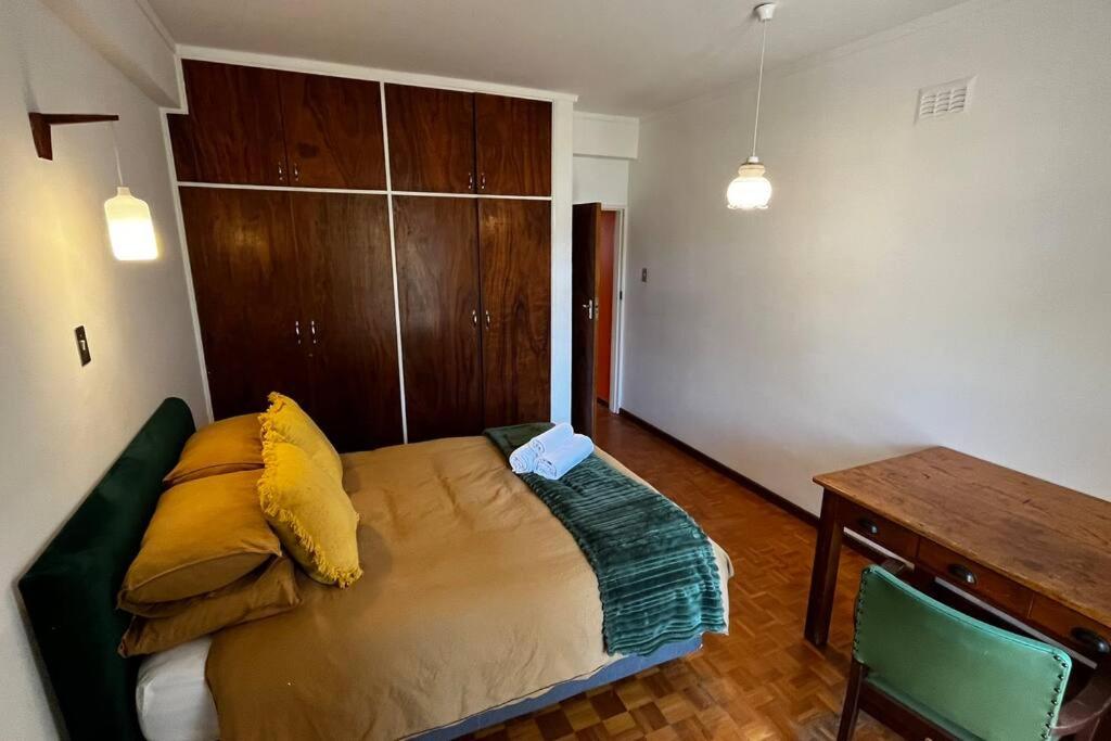 Retro City Center Gem by ARPA Hospitalities - B&B Stellenbosch