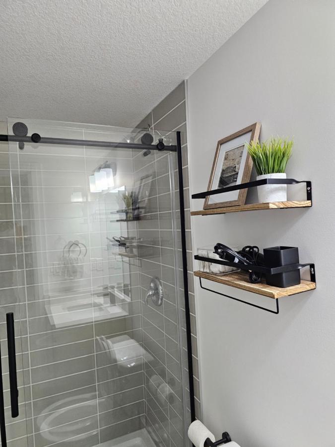 Cozy 2 bedrooms and 1 bath for 4 guests! - B&B