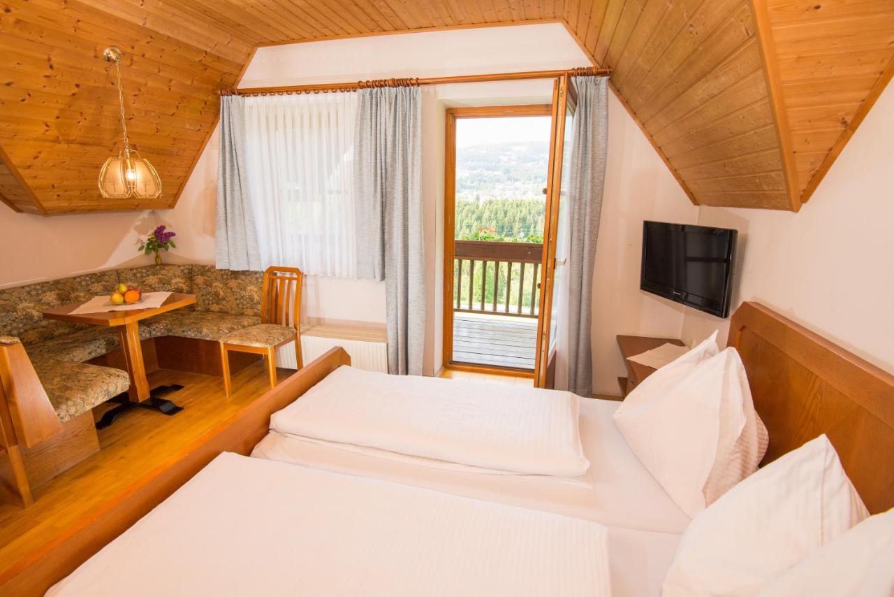 Doppelzimmer mit Balkon