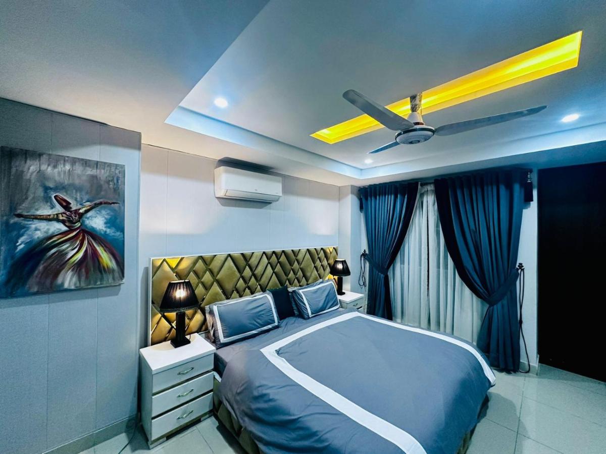 Blissfull apartment at bahria town - B&B