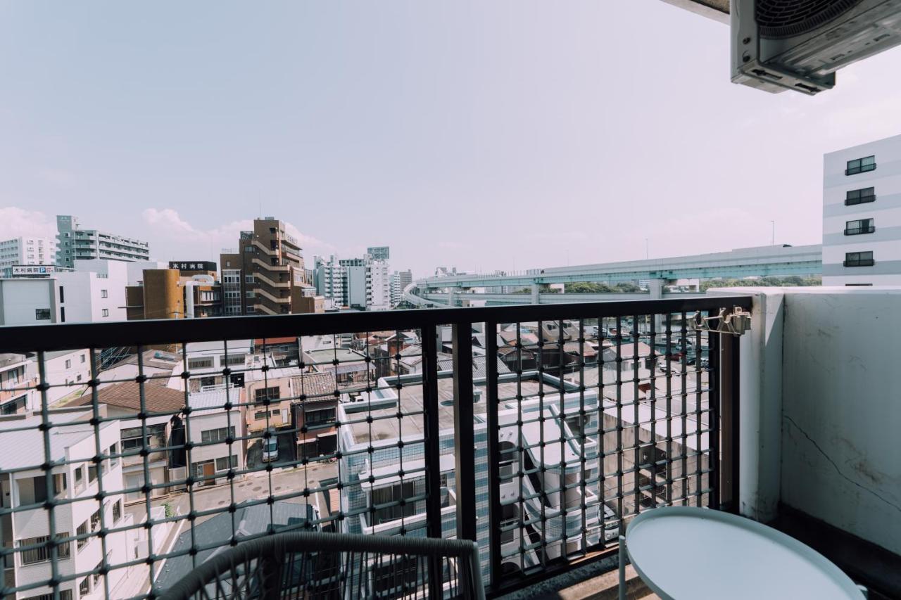 New! 7 Top floor Japandi loft in Prime Location - B&B