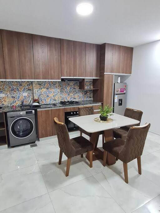 Hermoso departamento Zona norte - B&B Santa Cruz de la Sierra