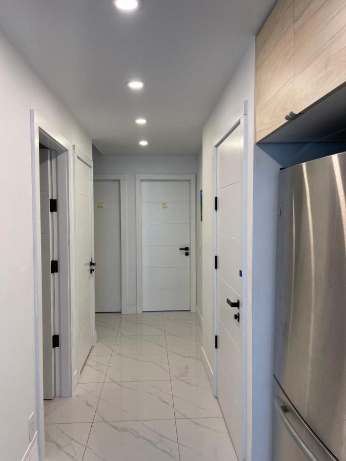 New Luxury Walkout Suite Near University-BY ROOM - Chambres d’hôtes Calgary