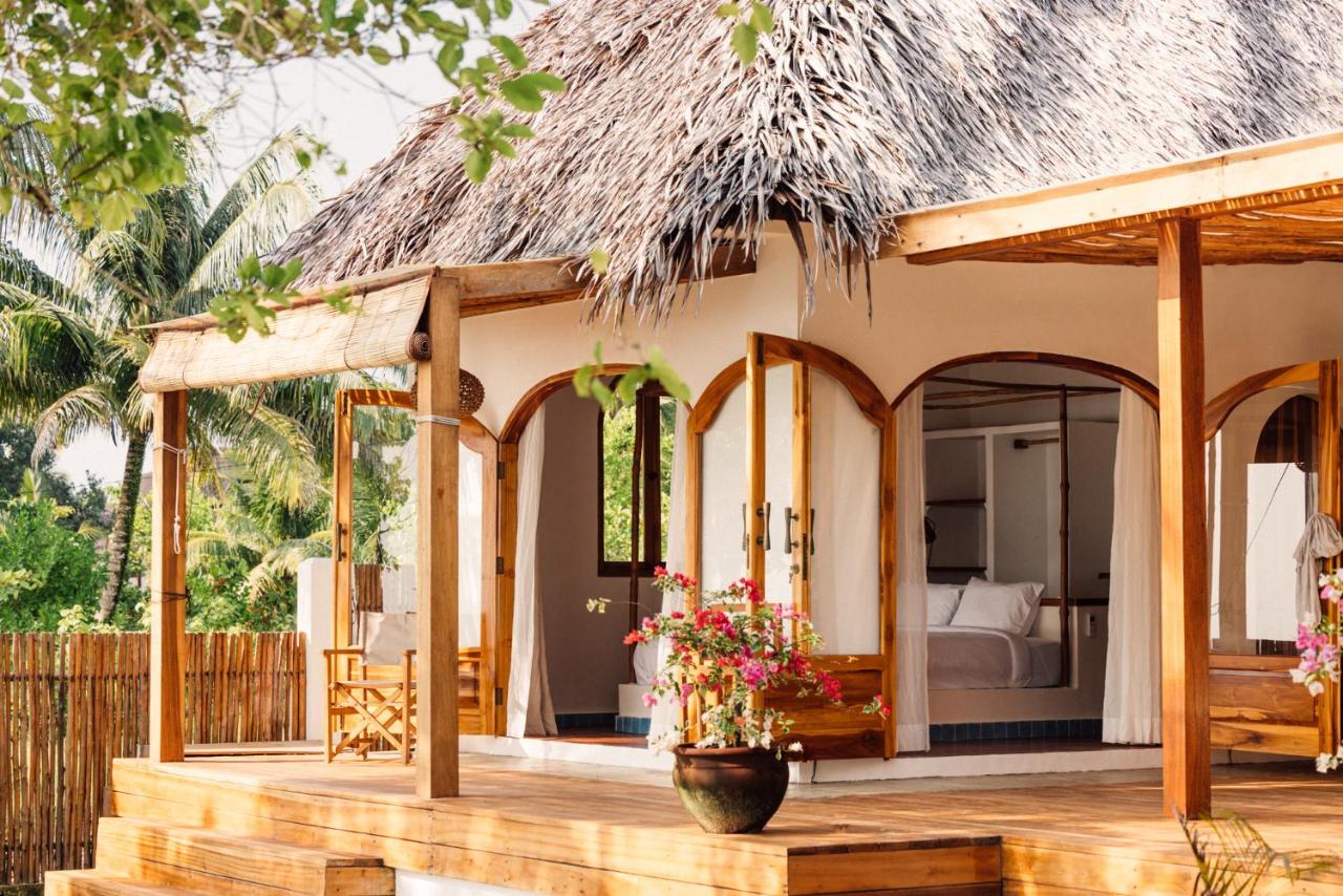 Kubu Pantai - Bela Sulu Villas - B&B