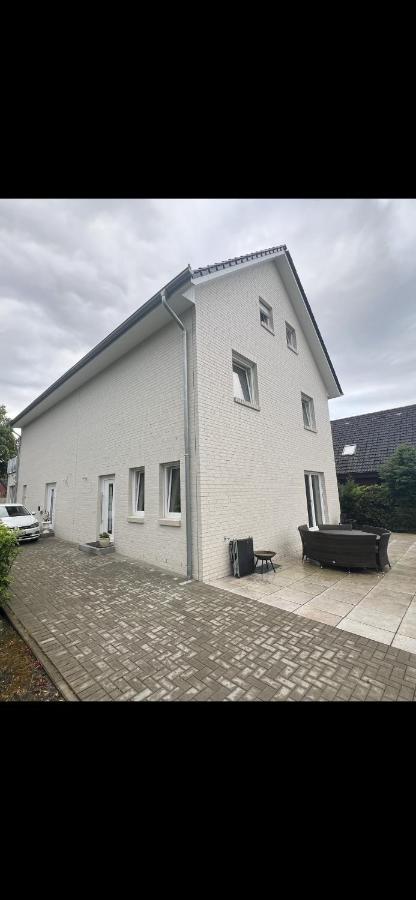Neubau Luxusanlage Gesamte Haus - Bed and Breakfast