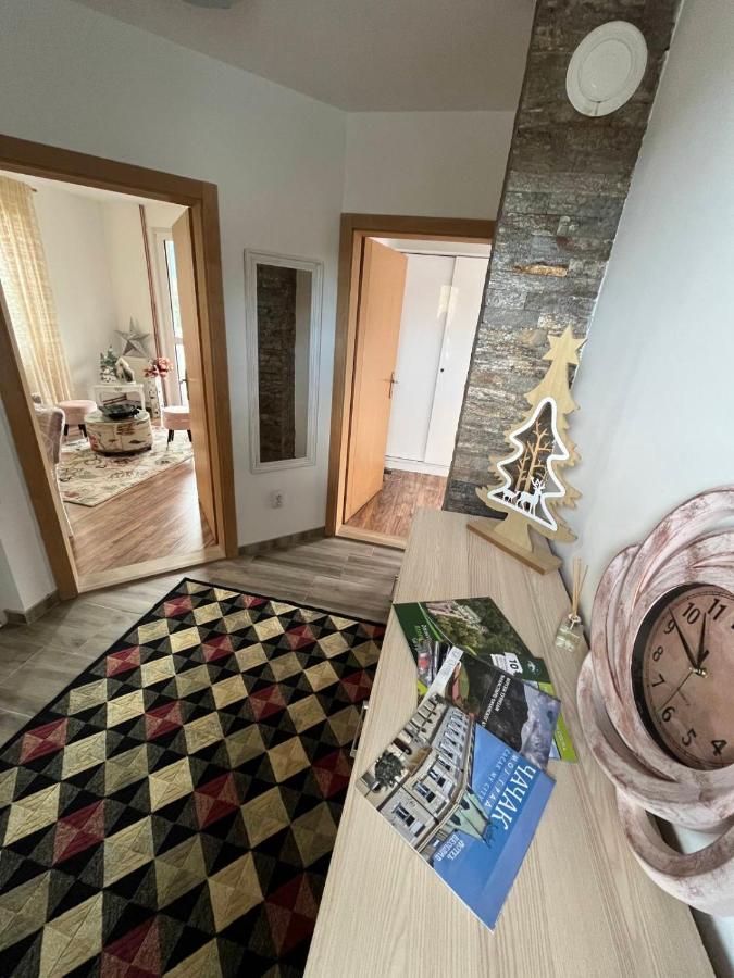 Appartamento con 2 Camere da Letto