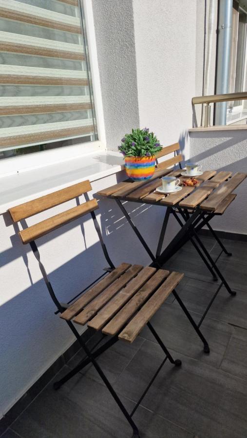 Apart Harmony - B&B Rousse