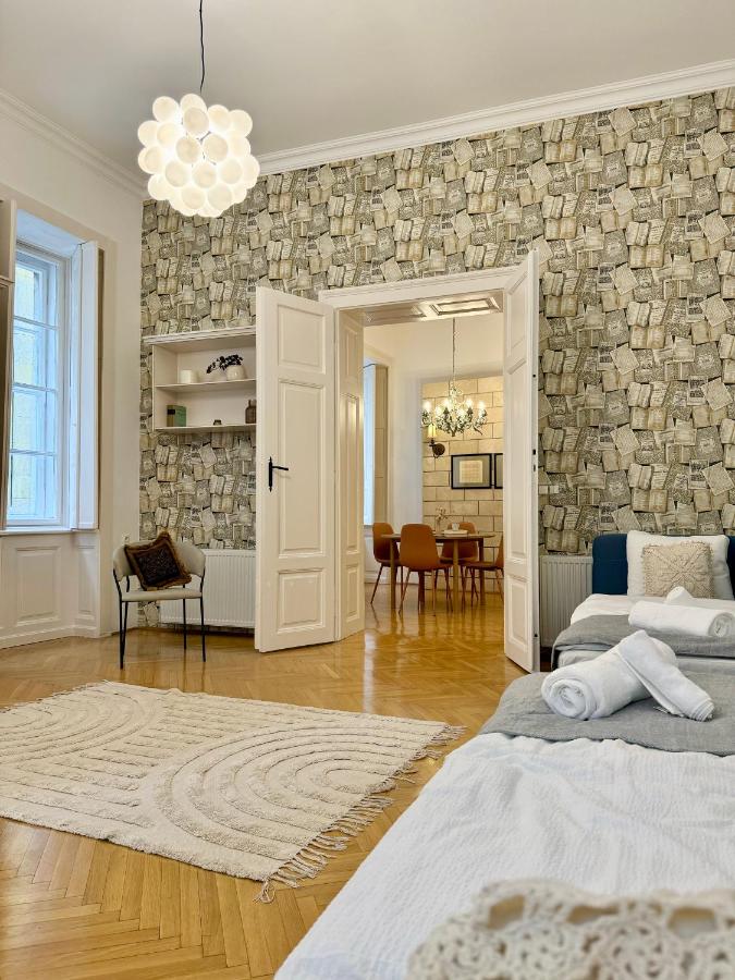Downtown Rabbit Apartments Reáltanoda19 - B&B Budapest