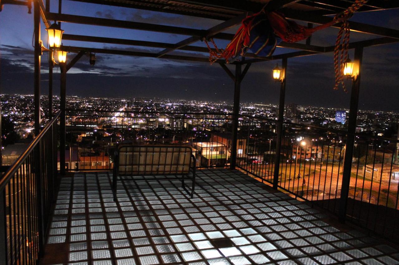 Hostel Mirador Aukán - Bed and Breakfast Bogota