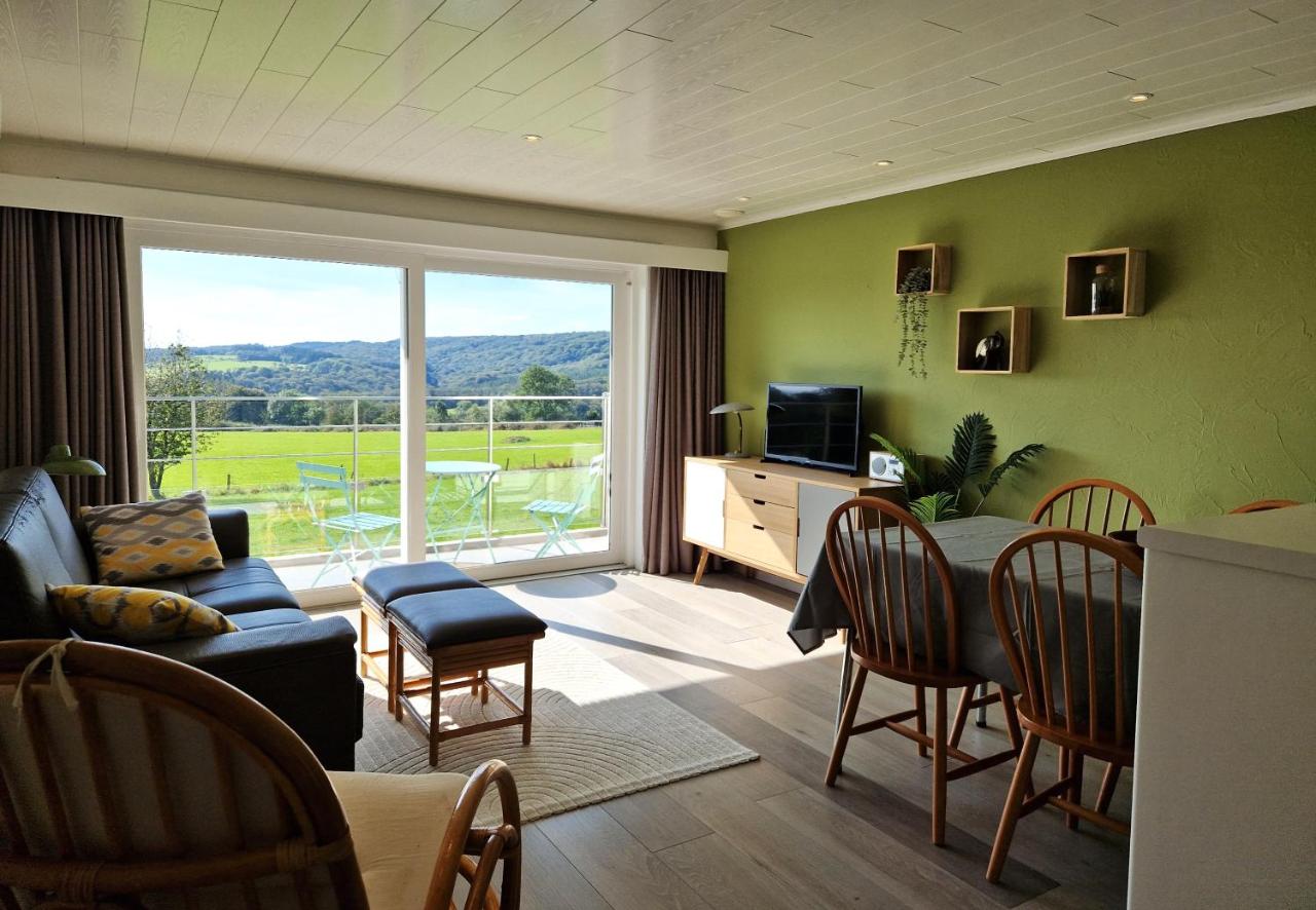 Apartment with beautiful views near Durbuy - B&B