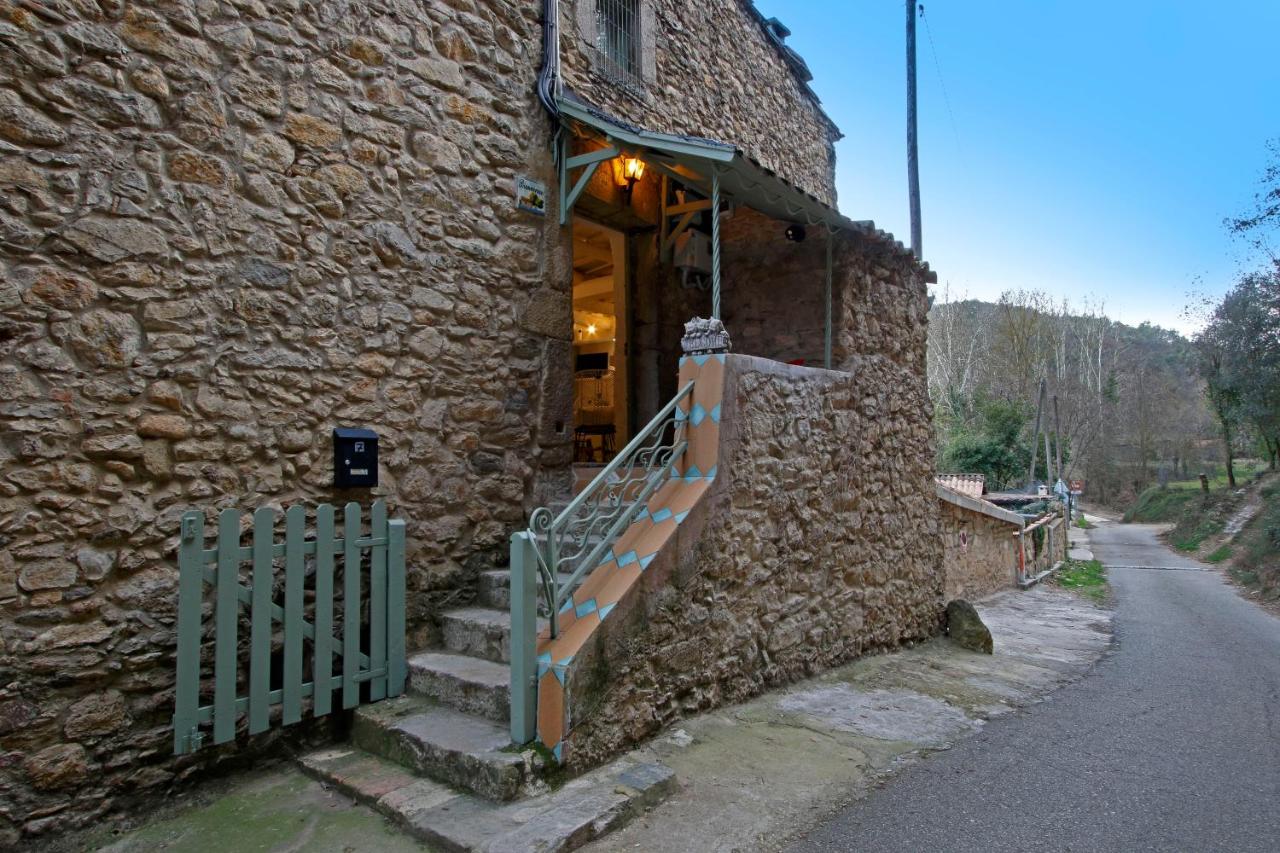 Masia con encanto en el bosque a 10 min de Girona - B&B Celrà