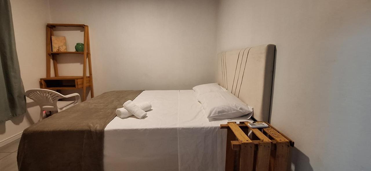 SUITE COM AR e BWC PRIVATIVO POUCOS METROS OKTOBERFEST - B&B