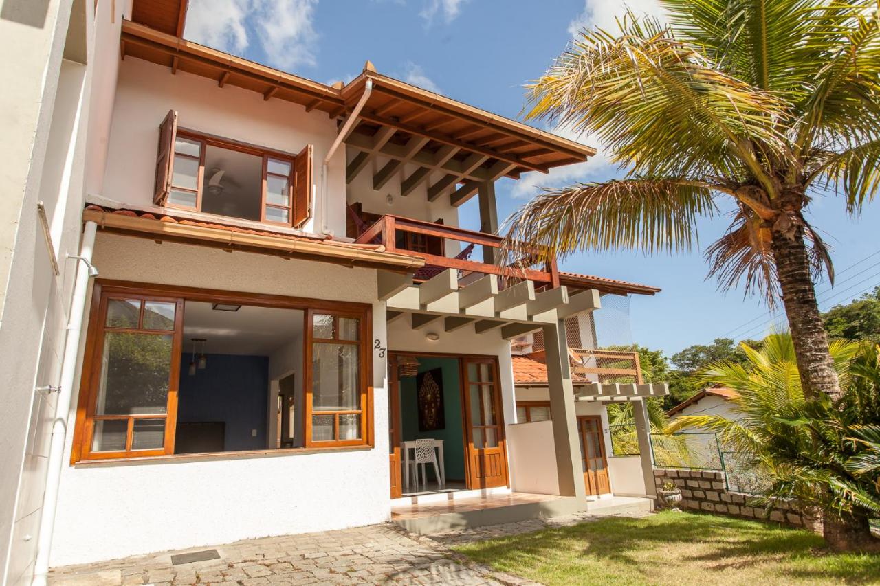 By the beach, Walk Mole Beach! AC, Wifi 250M, BBQ - B&B Florianópolis