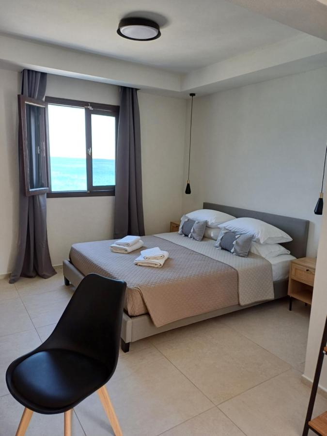 Double Room with Balcony and Sea View