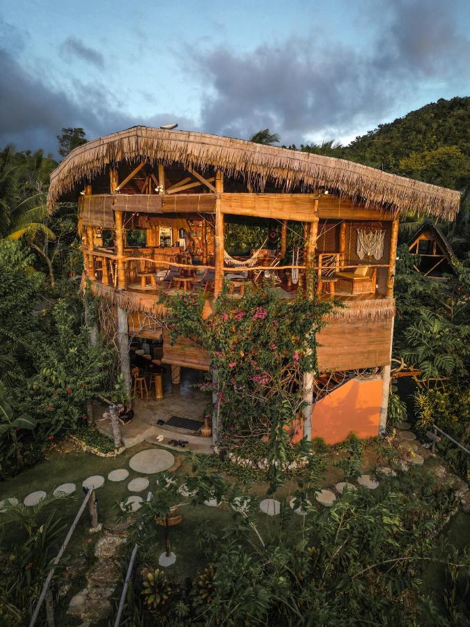 Jungle KingDomes Guest House - B&B
