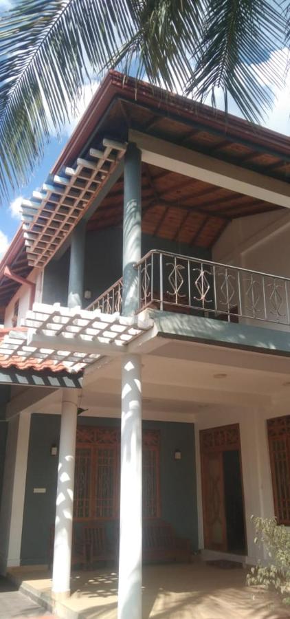 Trinco White Villa - Ferienwohnung Trincomalee