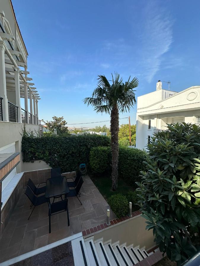 Blessings Apartment with Private Garden and Parking - Chambres d’hôtes