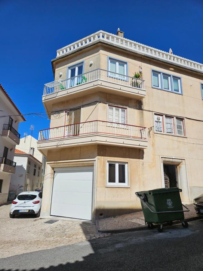 Casa ''Avó Chupeta'' - Nazaré - Alojamento Local - B&B