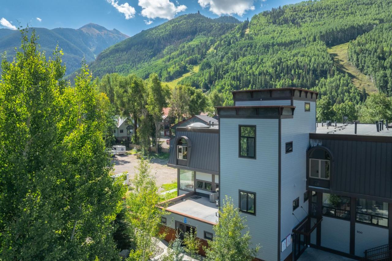Village Hideaway - Telluride convenience! - B&B