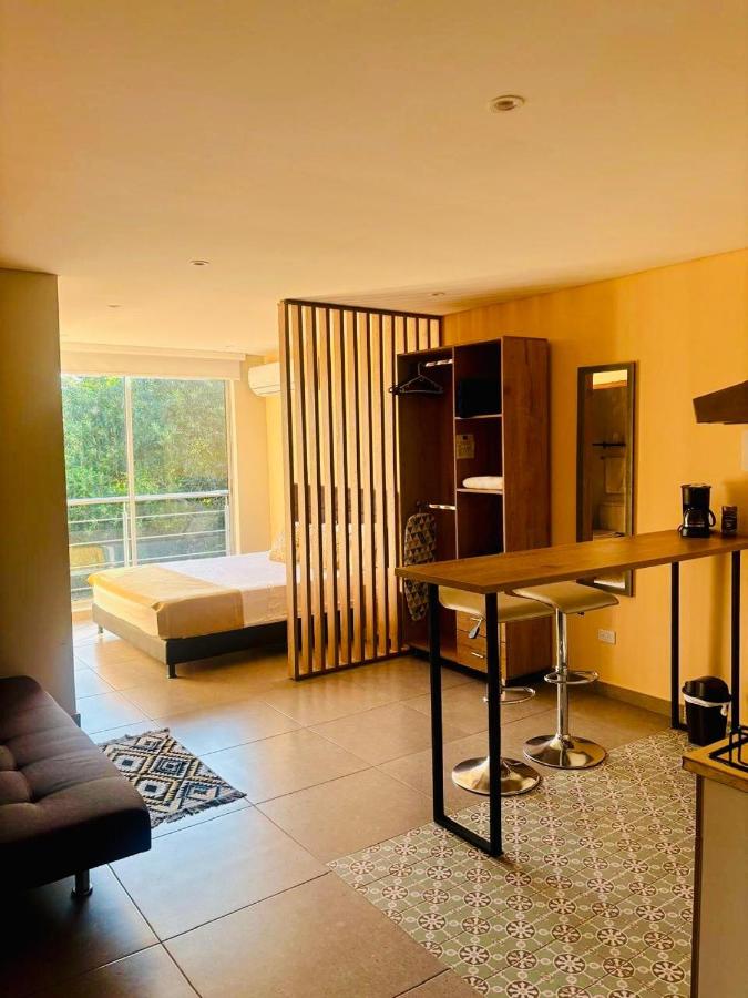 Deluxe Queen Suite
