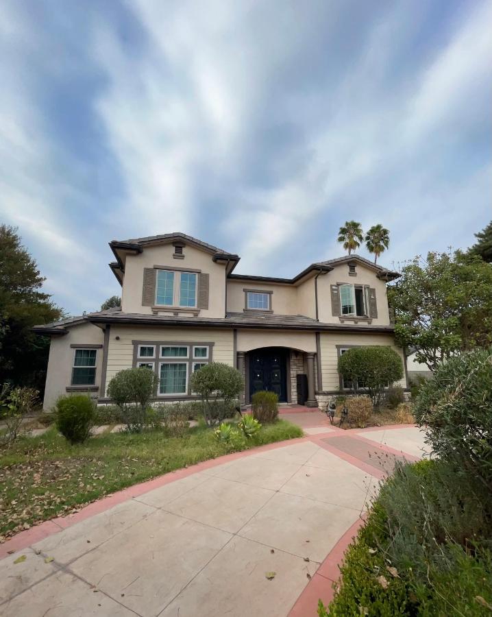 LA Arcadia Mansion - B&B