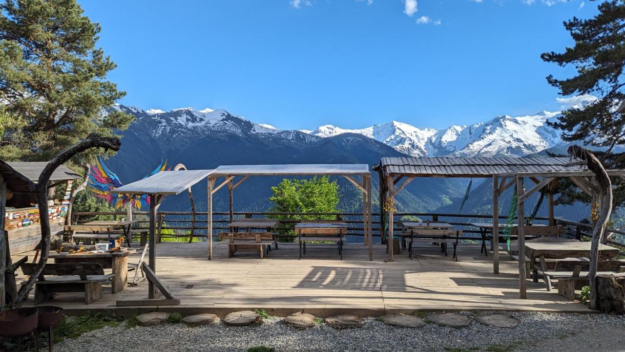 Heshkili huts Svaneti - B&B