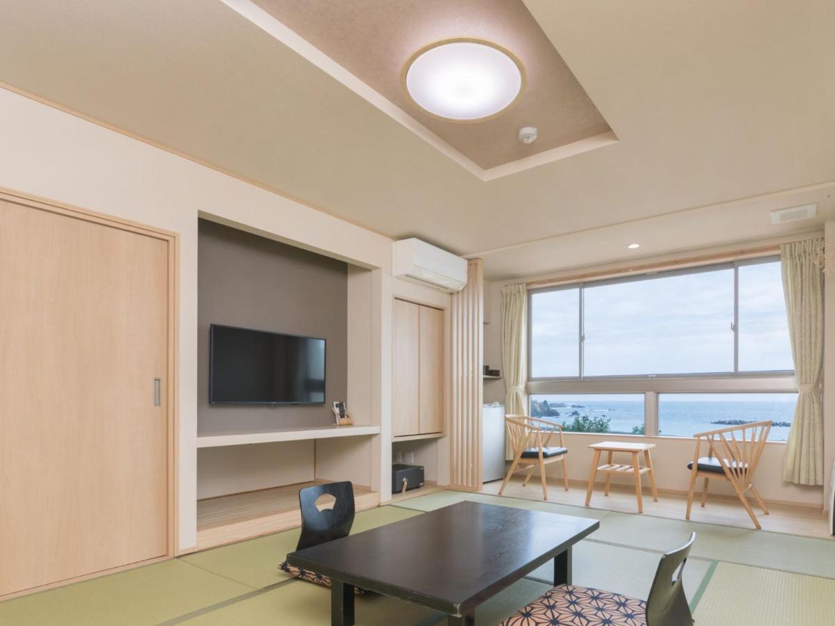 Japanese-Style Quadruple Room