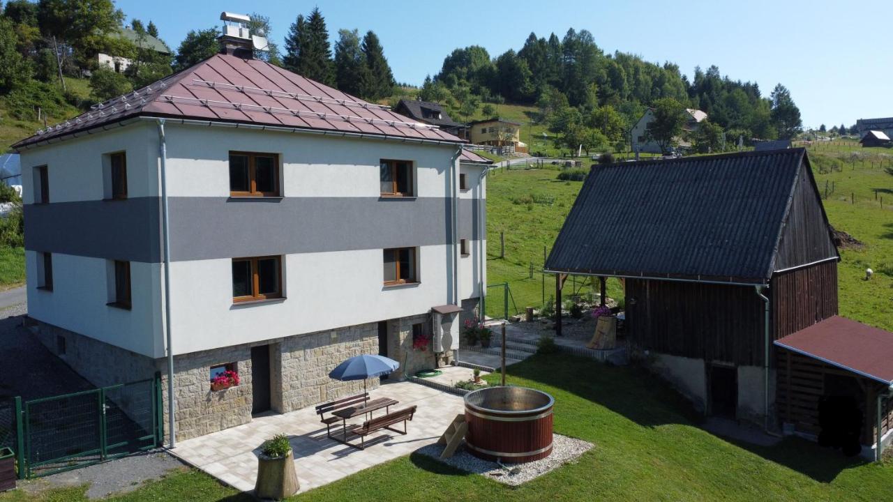Apartmán u Trojmezí - B&B