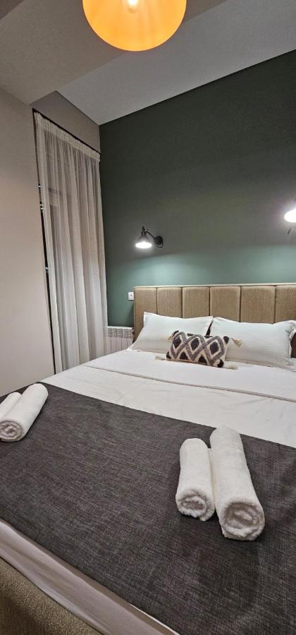 LUX-Апартаменты Manhattan style на Тохтарова - B&B