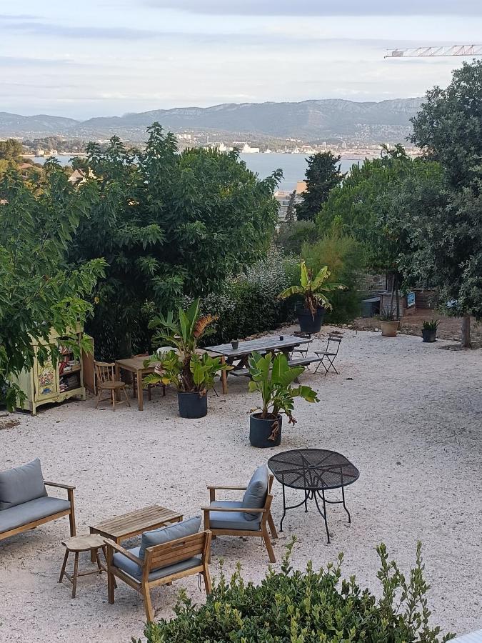 Vue magnifique sur le port - B&B